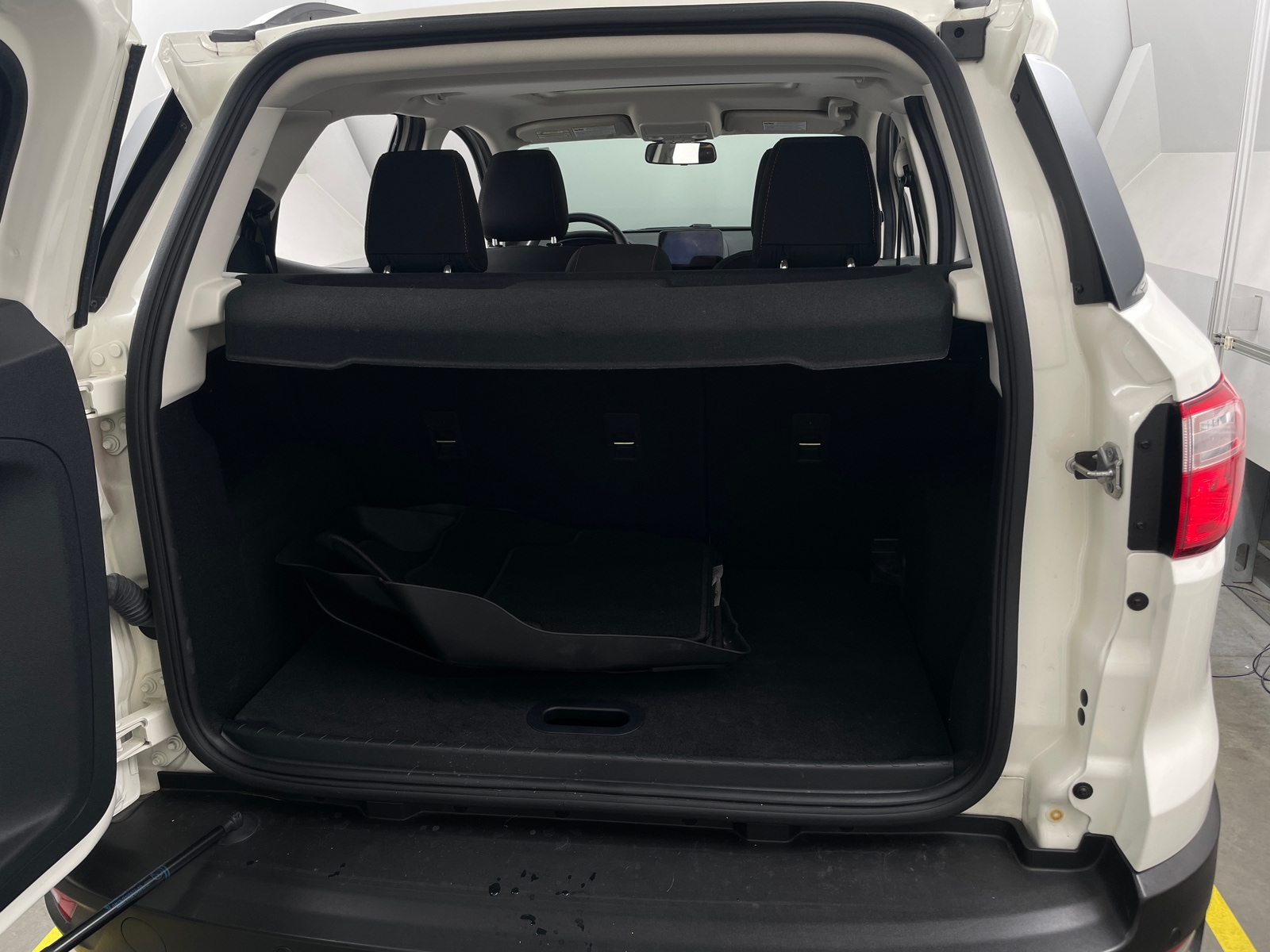 Thumbnail: 2021 Ford EcoSport - 7