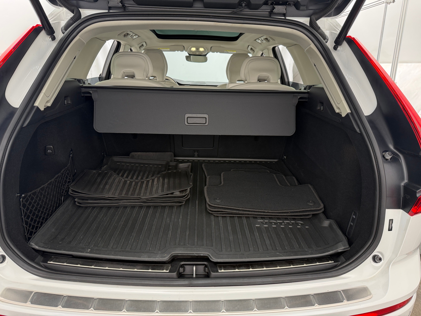 Thumbnail: 2023 Volvo XC60 - 6