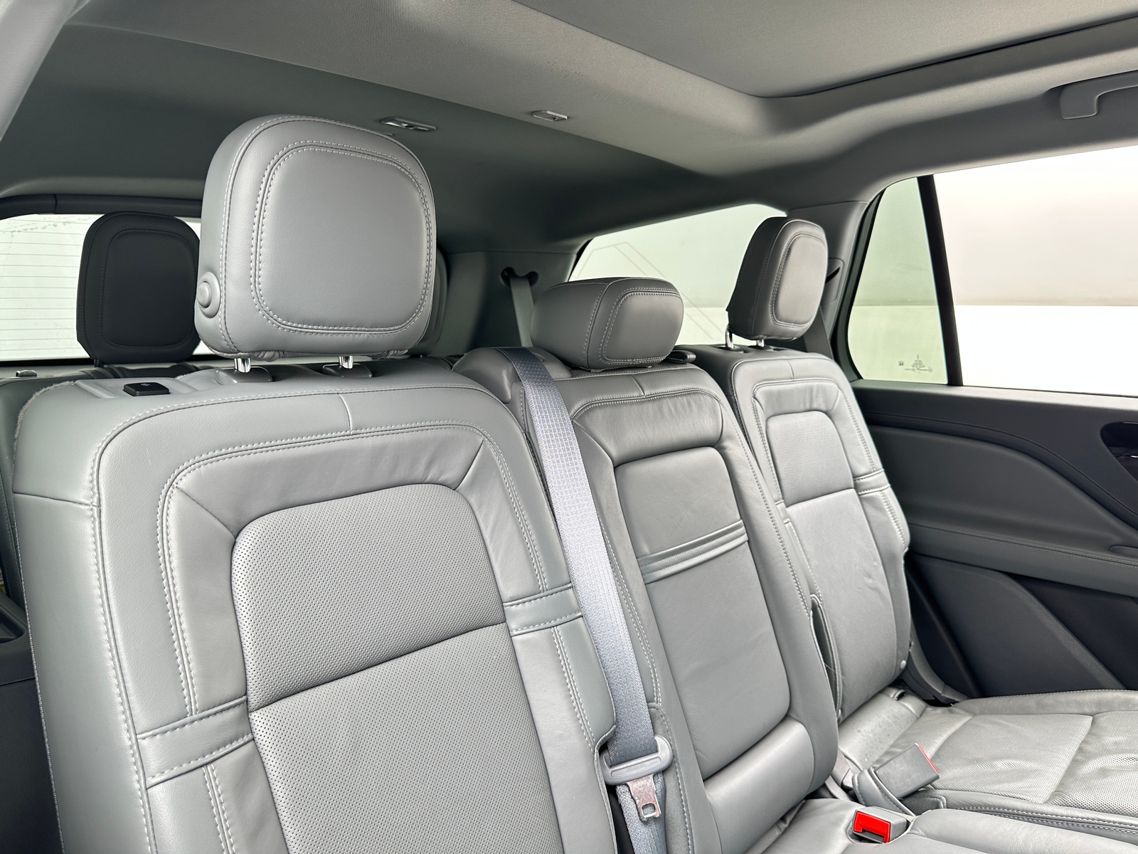 Thumbnail: 2020 Lincoln Aviator - 5