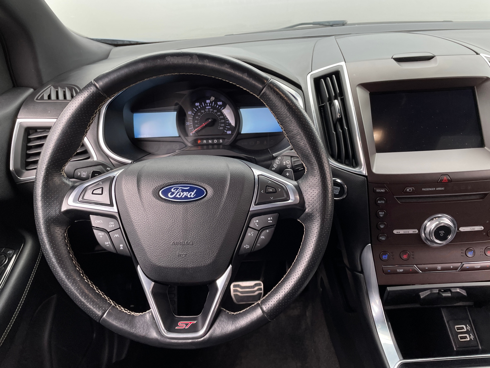Thumbnail: 2019 Ford Edge - 4