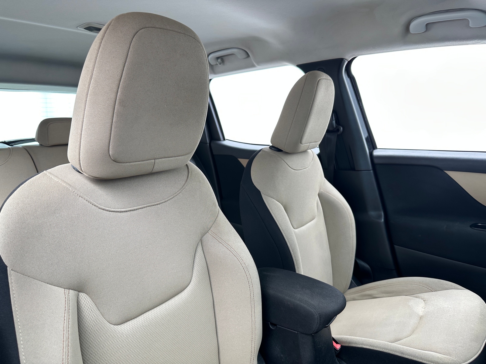 Thumbnail: 2018 Jeep Renegade - 2