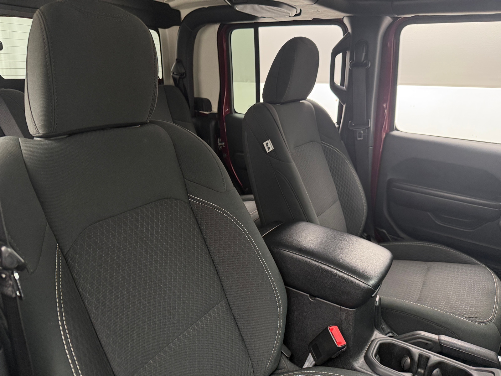 Thumbnail: 2021 Jeep Gladiator - 2