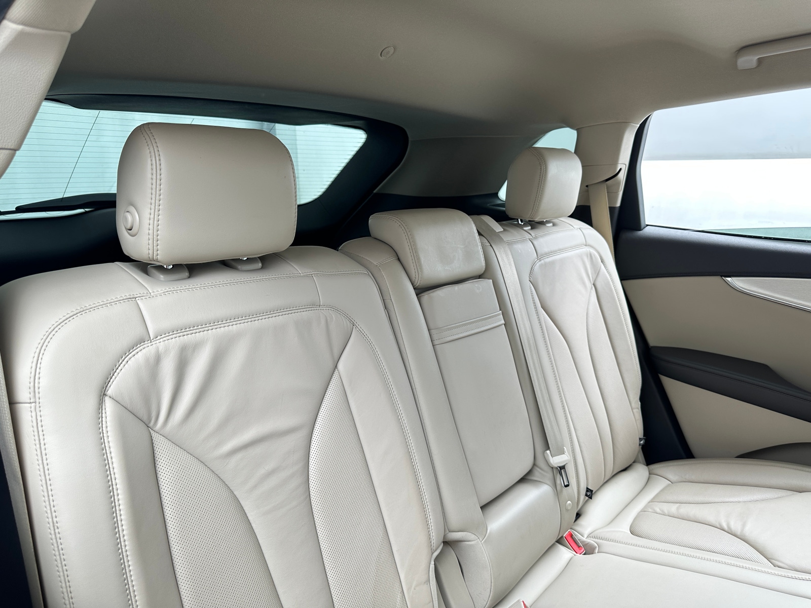 Thumbnail: 2020 Lincoln Nautilus - 5