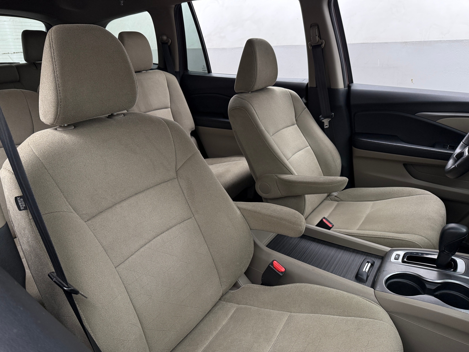 Thumbnail: 2019 Honda Pilot - 2