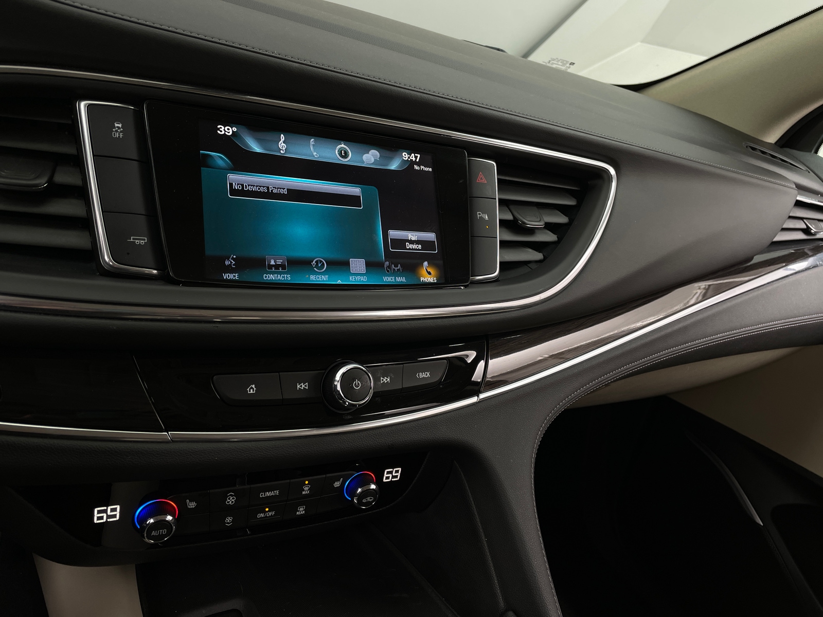 Thumbnail: 2018 Buick Enclave - 3