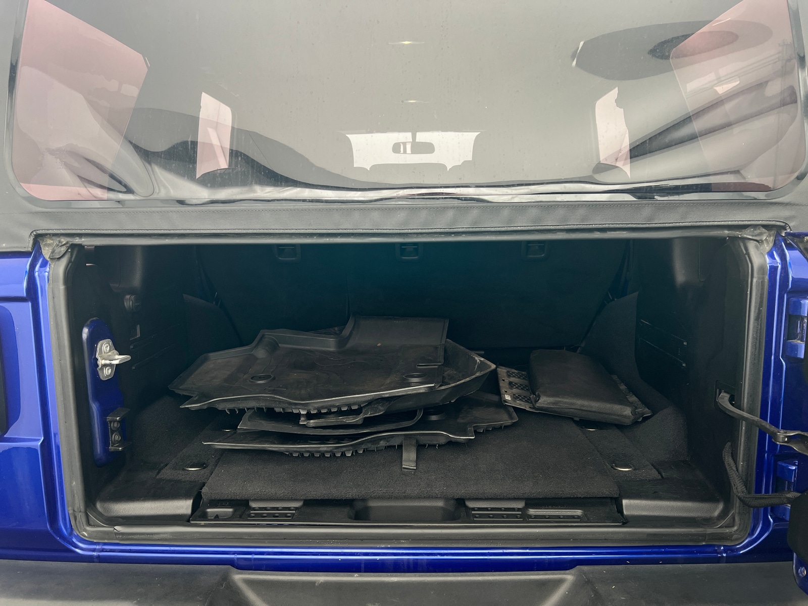 Thumbnail: 2018 Jeep Wrangler - 7