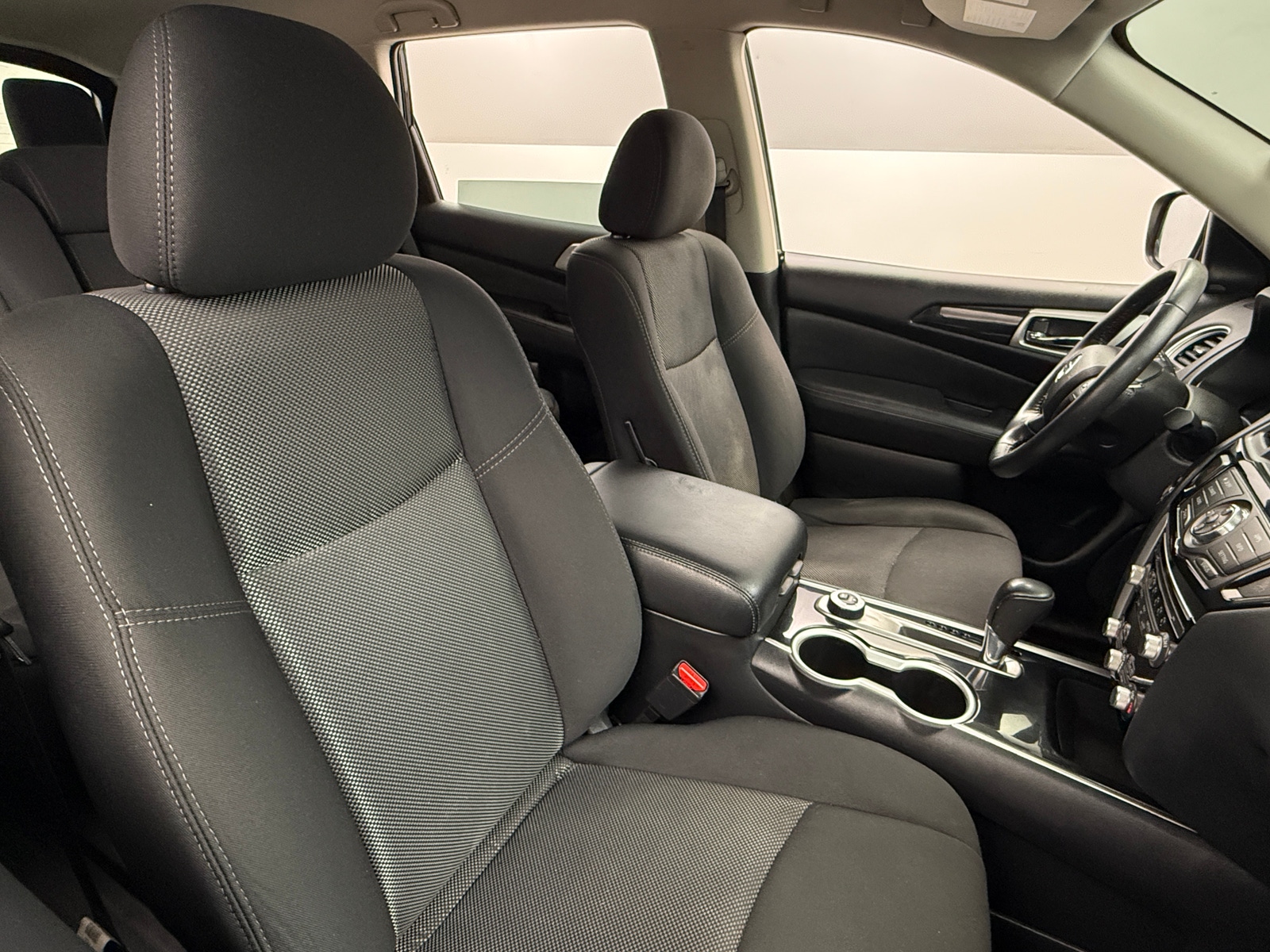 Thumbnail: 2020 Nissan Pathfinder - 2