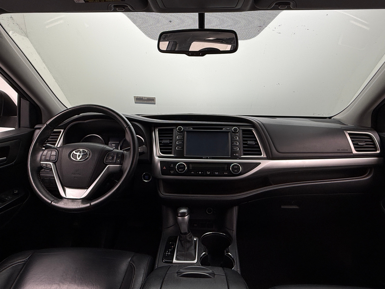 Thumbnail: 2015 Toyota Highlander - 2