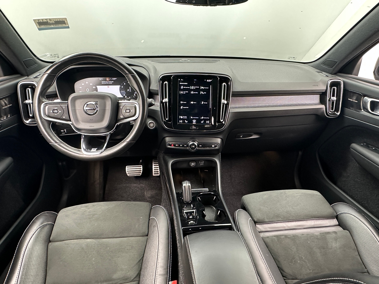 Thumbnail: 2020 Volvo XC40 - 2