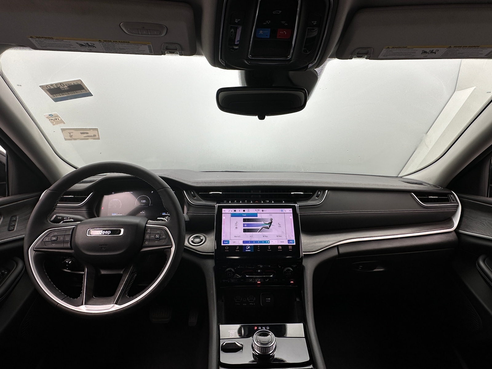 Thumbnail: 2023 Jeep Grand Cherokee L - 2