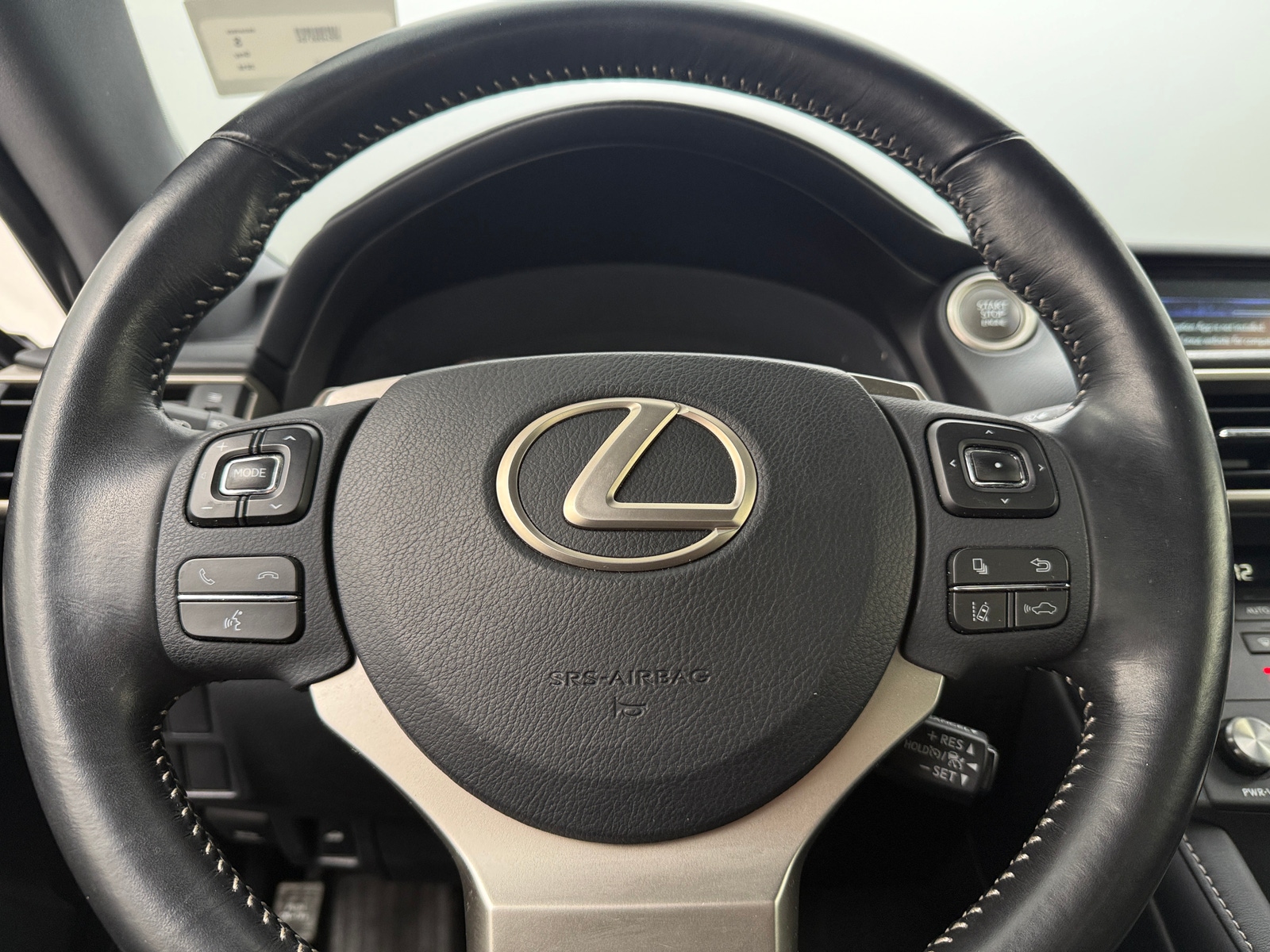 Thumbnail: 2018 Lexus RC - 3