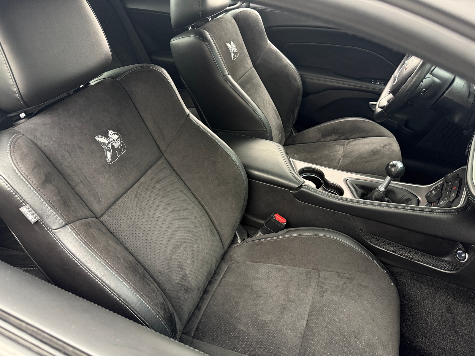 Thumbnail: 2022 Dodge Challenger - 2