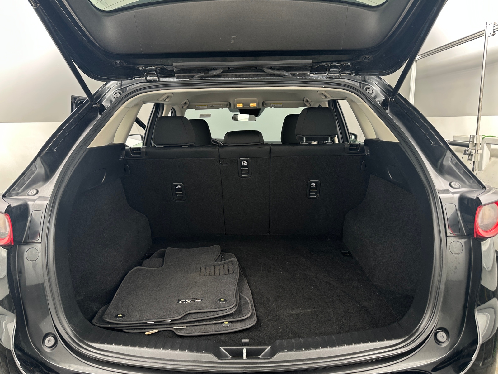 Thumbnail: 2020 Mazda CX-5 - 7