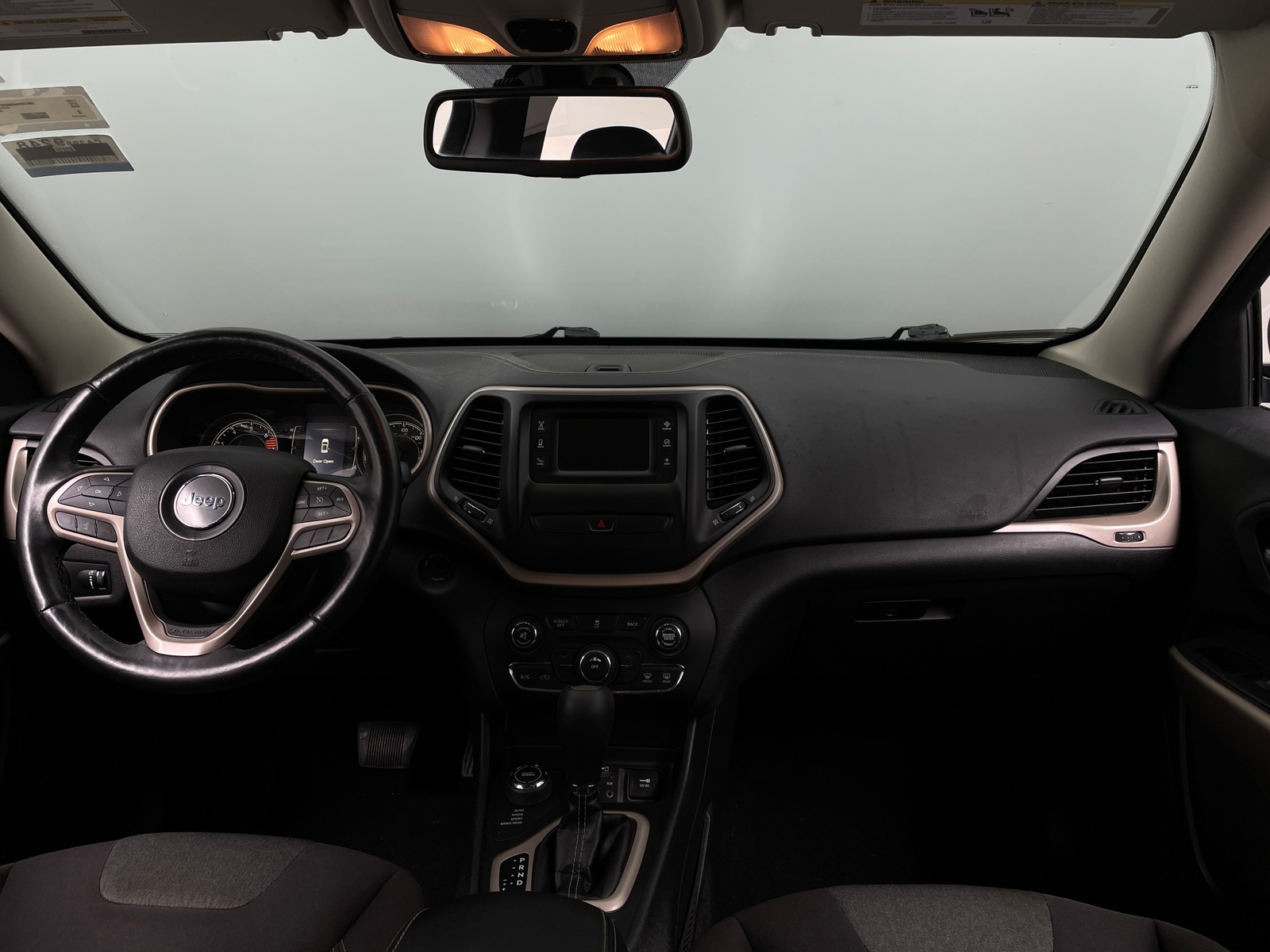 Thumbnail: 2017 Jeep Cherokee - 3