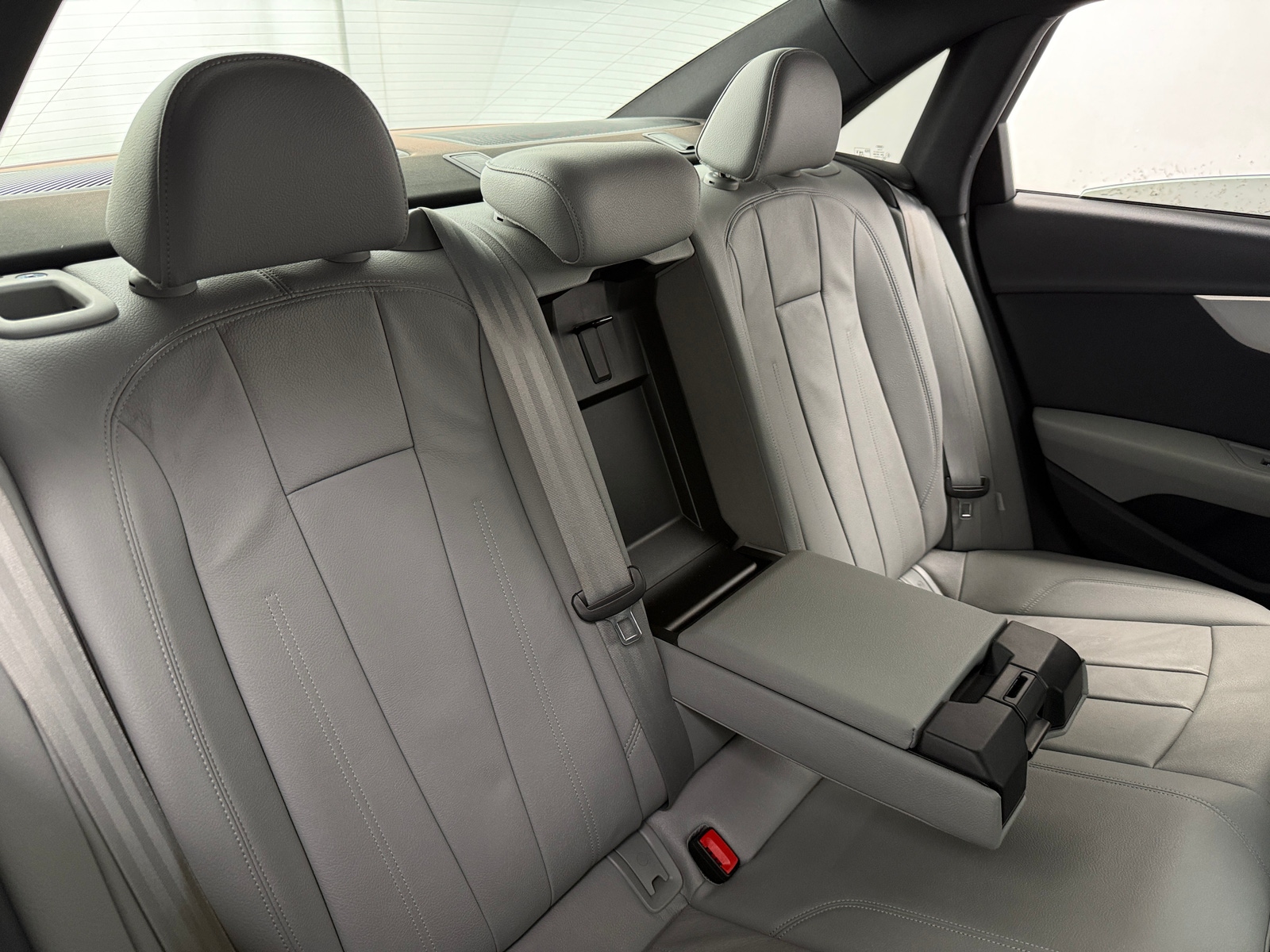 Thumbnail: 2017 Audi A4 - 5