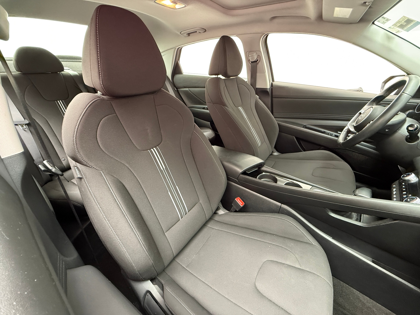 Thumbnail: 2024 Hyundai Elantra - 2