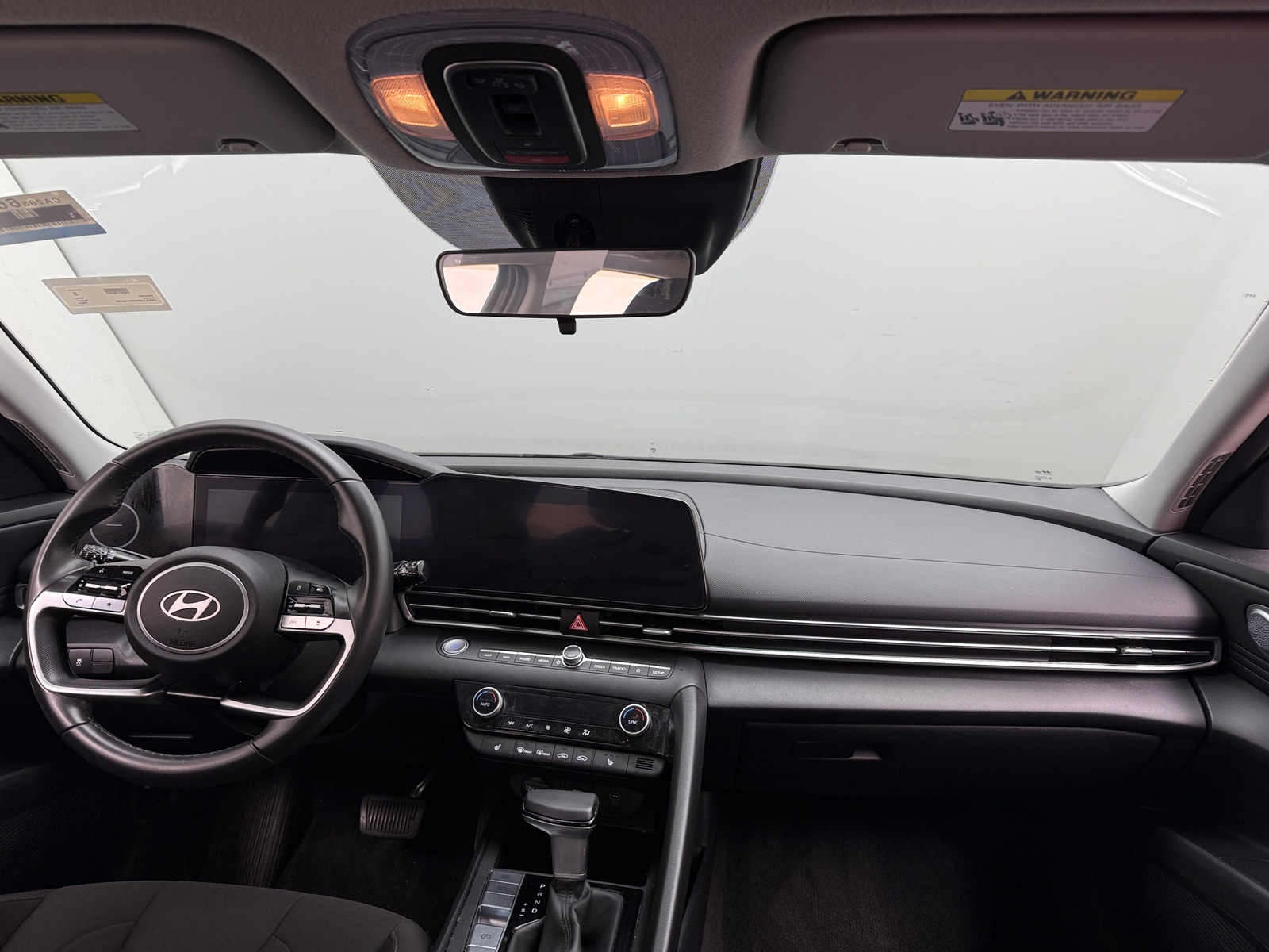 Thumbnail: 2024 Hyundai Elantra - 3