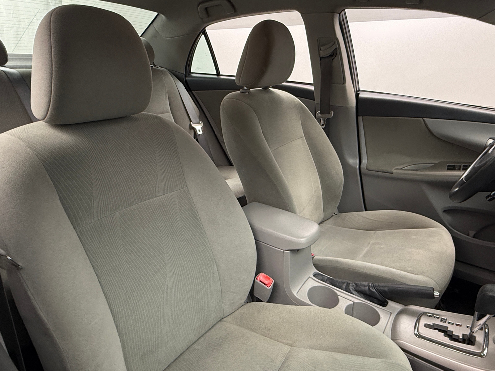 Thumbnail: 2013 Toyota Corolla - 2