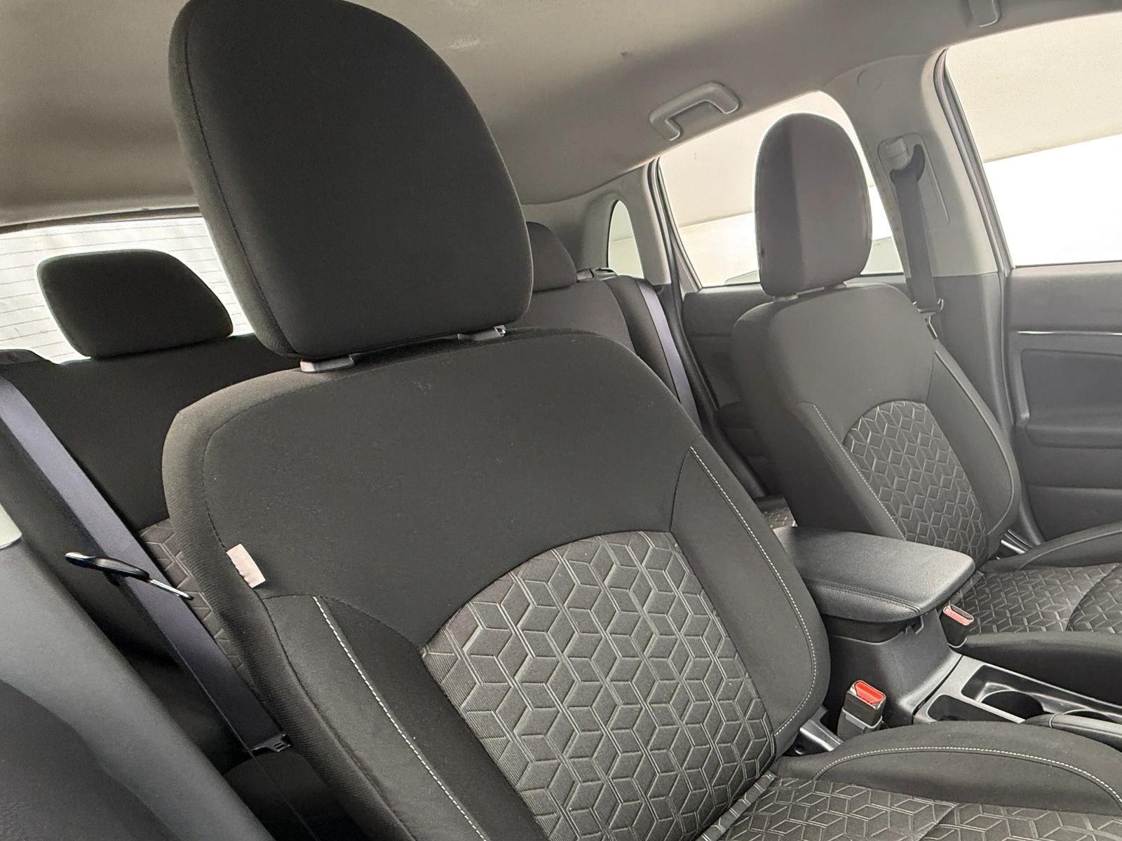 Thumbnail: 2024 Mitsubishi Outlander Sport - 2