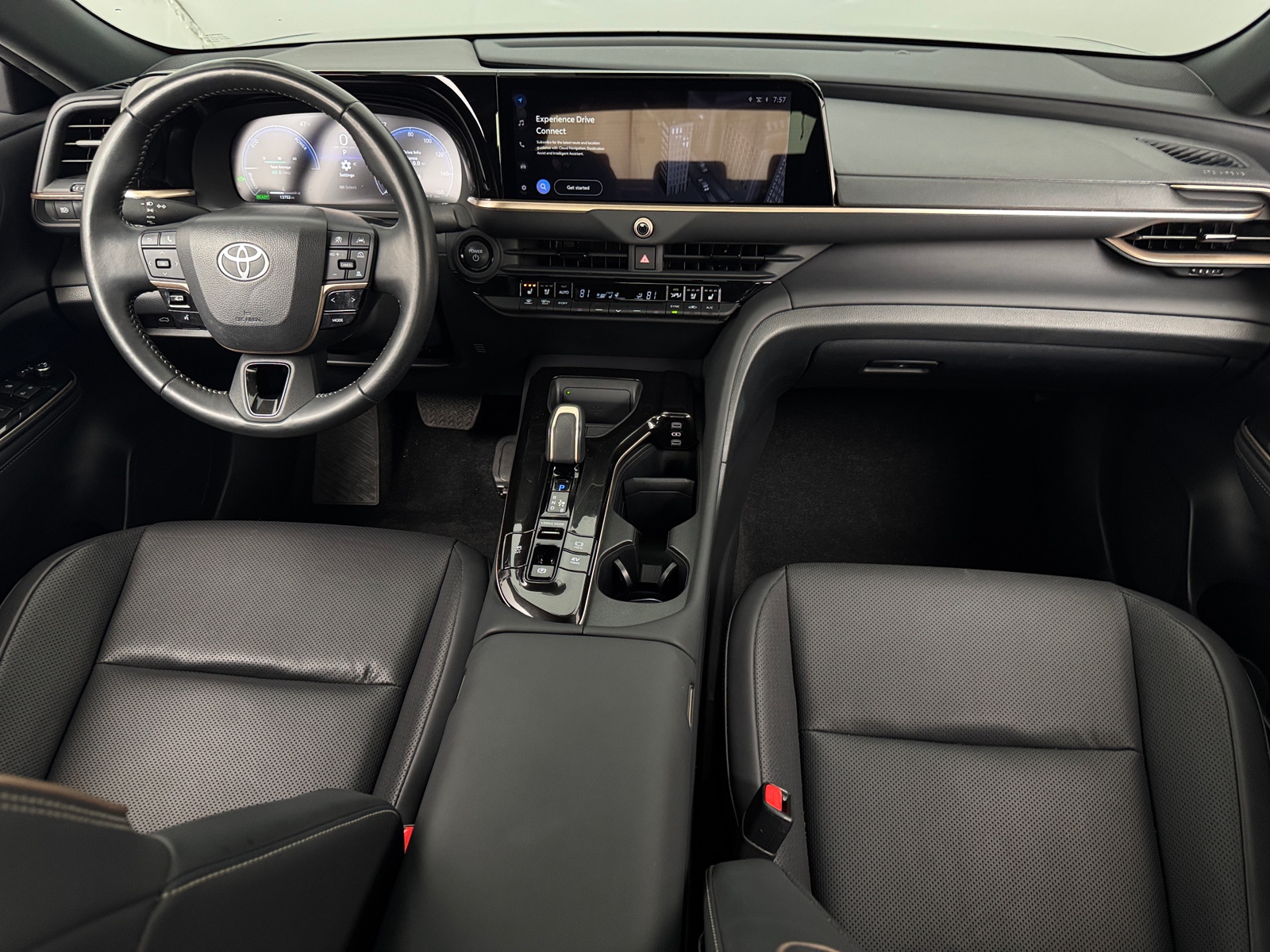 Thumbnail: 2025 Toyota Crown - 2