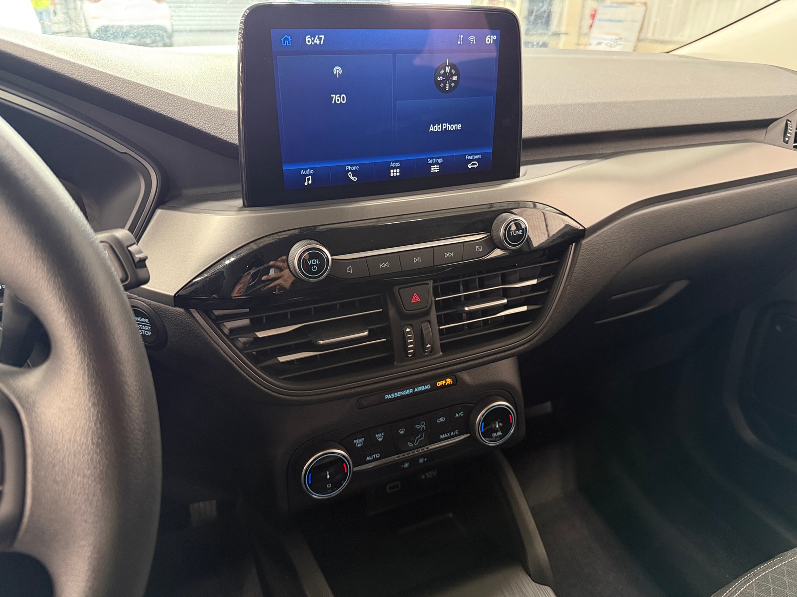 Thumbnail: 2025 Ford Escape - 4