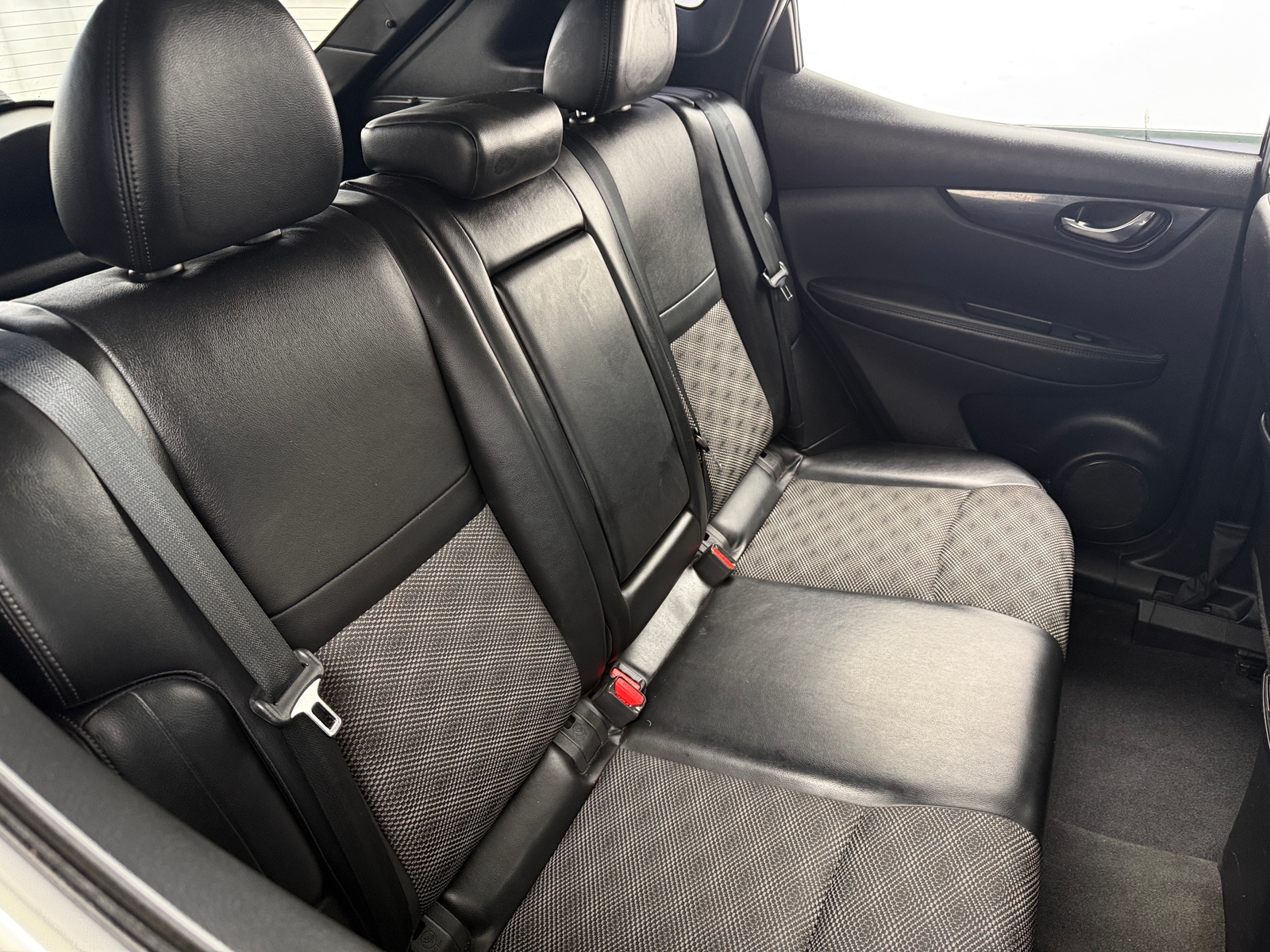 Thumbnail: 2021 Nissan Rogue Sport - 5