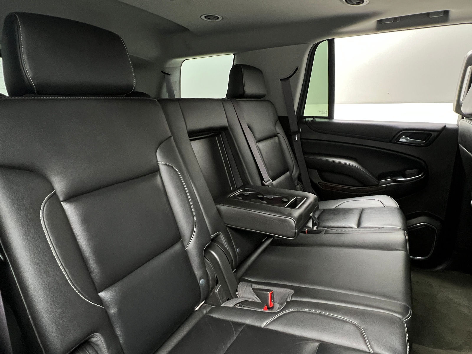 Thumbnail: 2017 Chevrolet Tahoe - 5