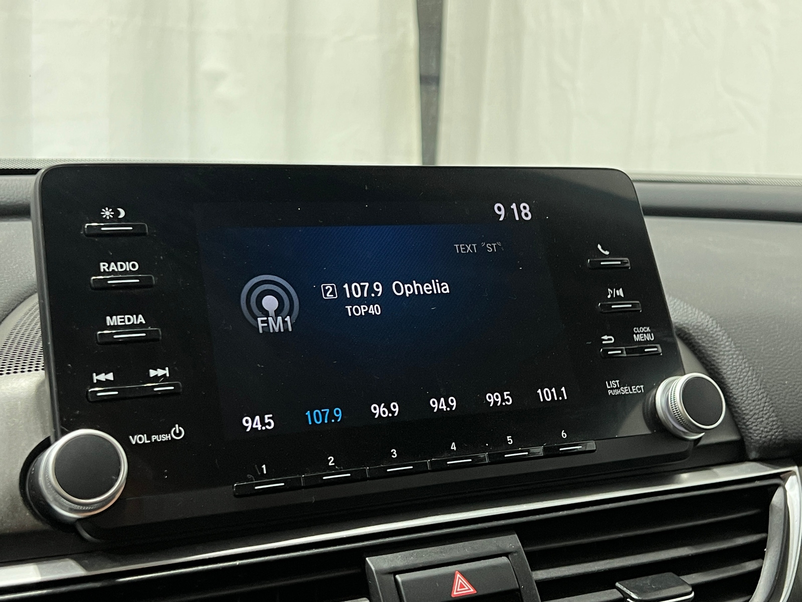 Thumbnail: 2018 Honda Accord - 4