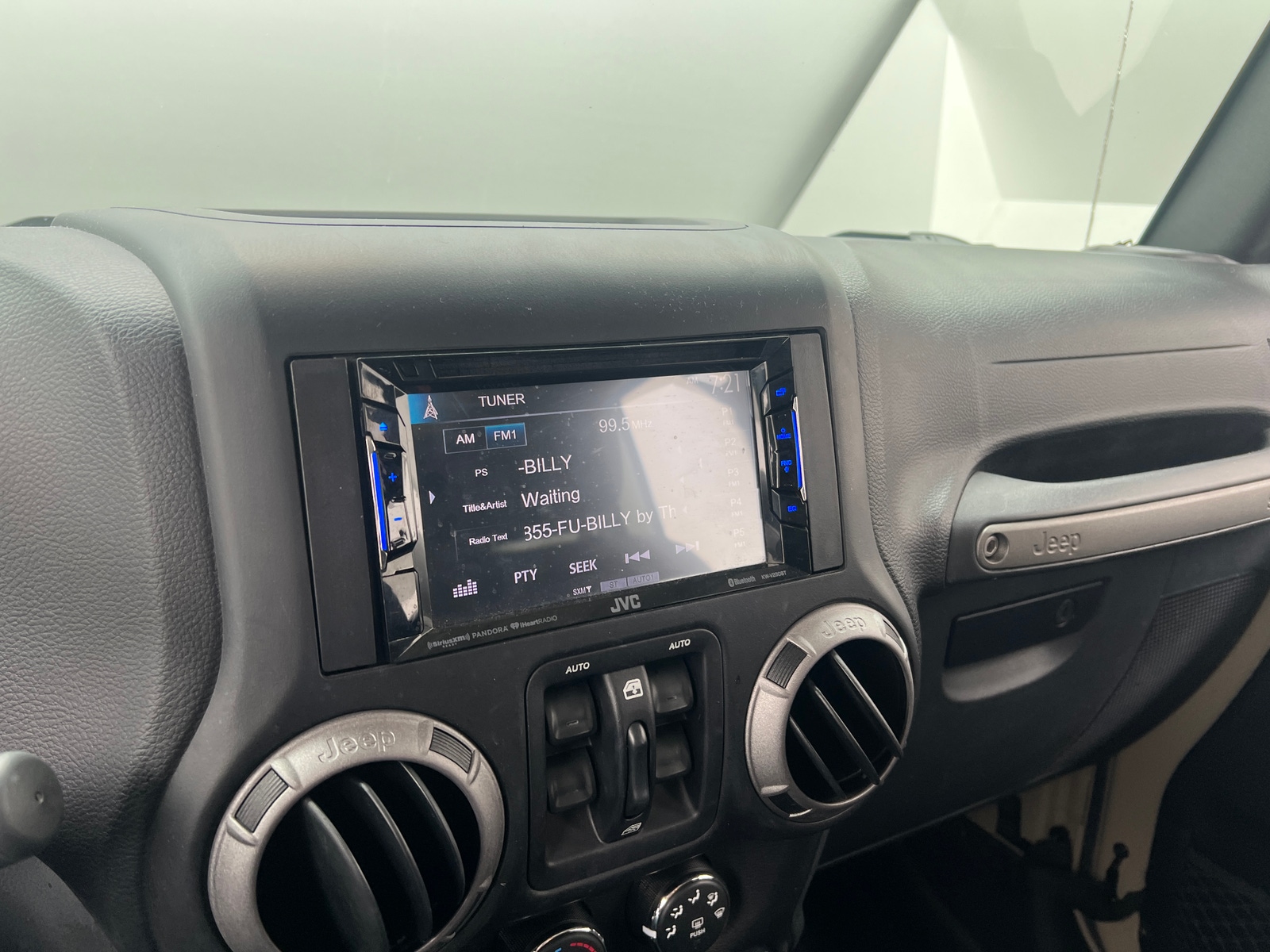 Thumbnail: 2017 Jeep Wrangler - 4