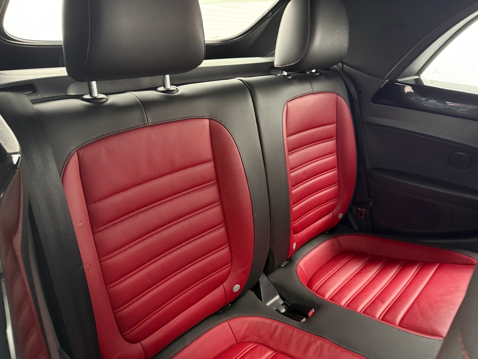 Thumbnail: 2015 Volkswagen Beetle - 5