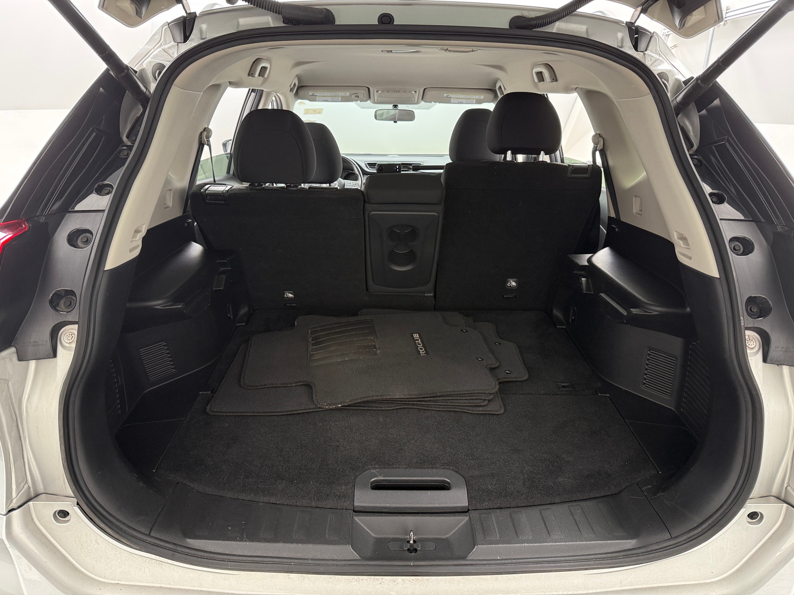 Thumbnail: 2018 Nissan Rogue - 7