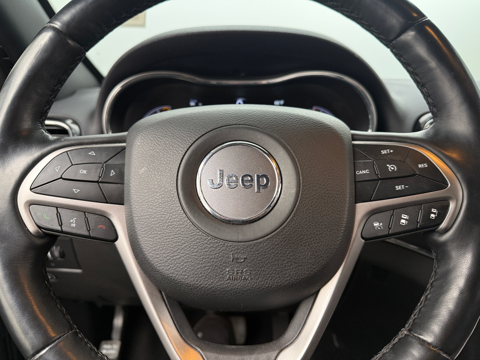 Thumbnail: 2021 Jeep Grand Cherokee - 4