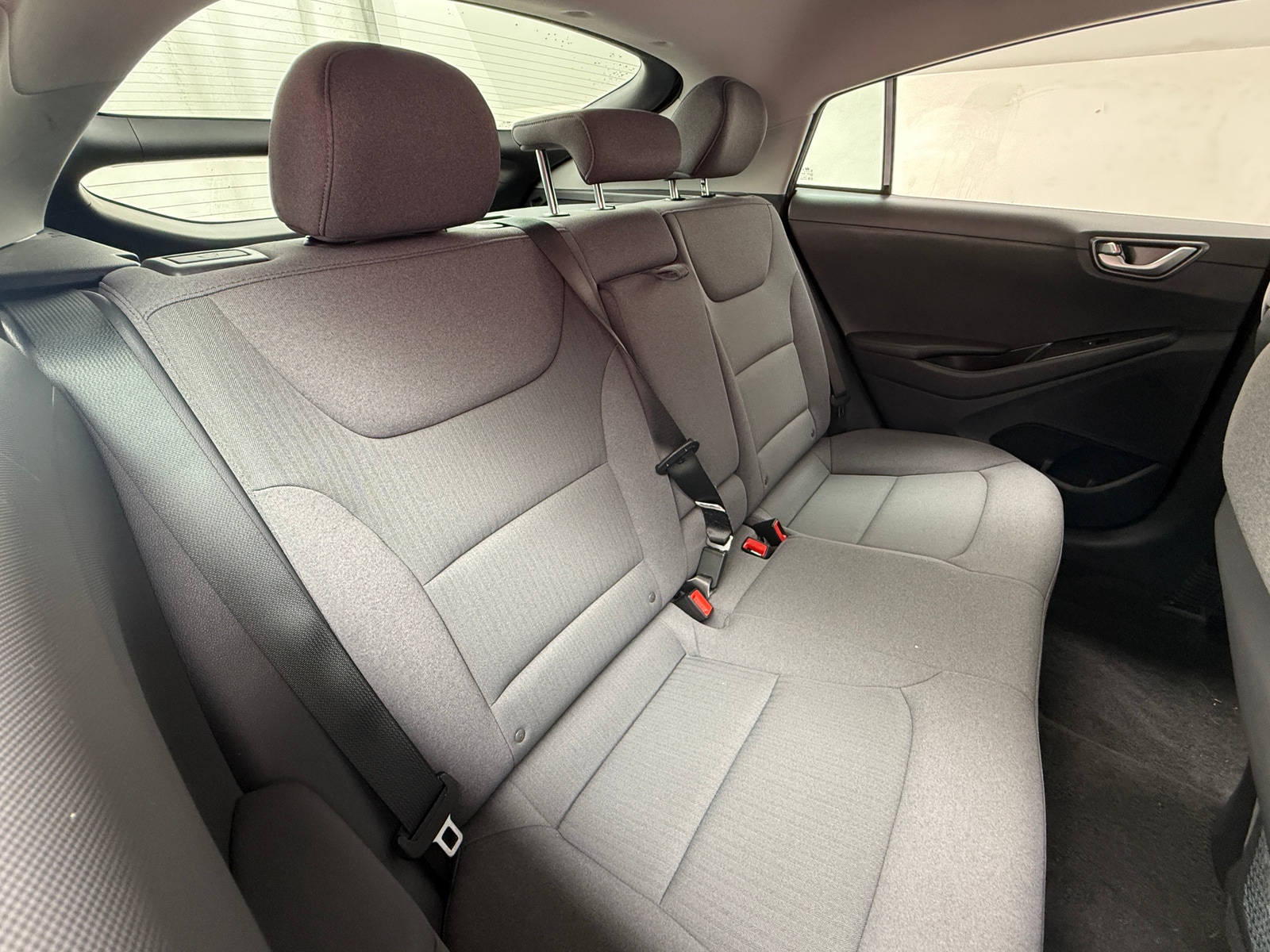 Thumbnail: 2020 Hyundai Ioniq - 6