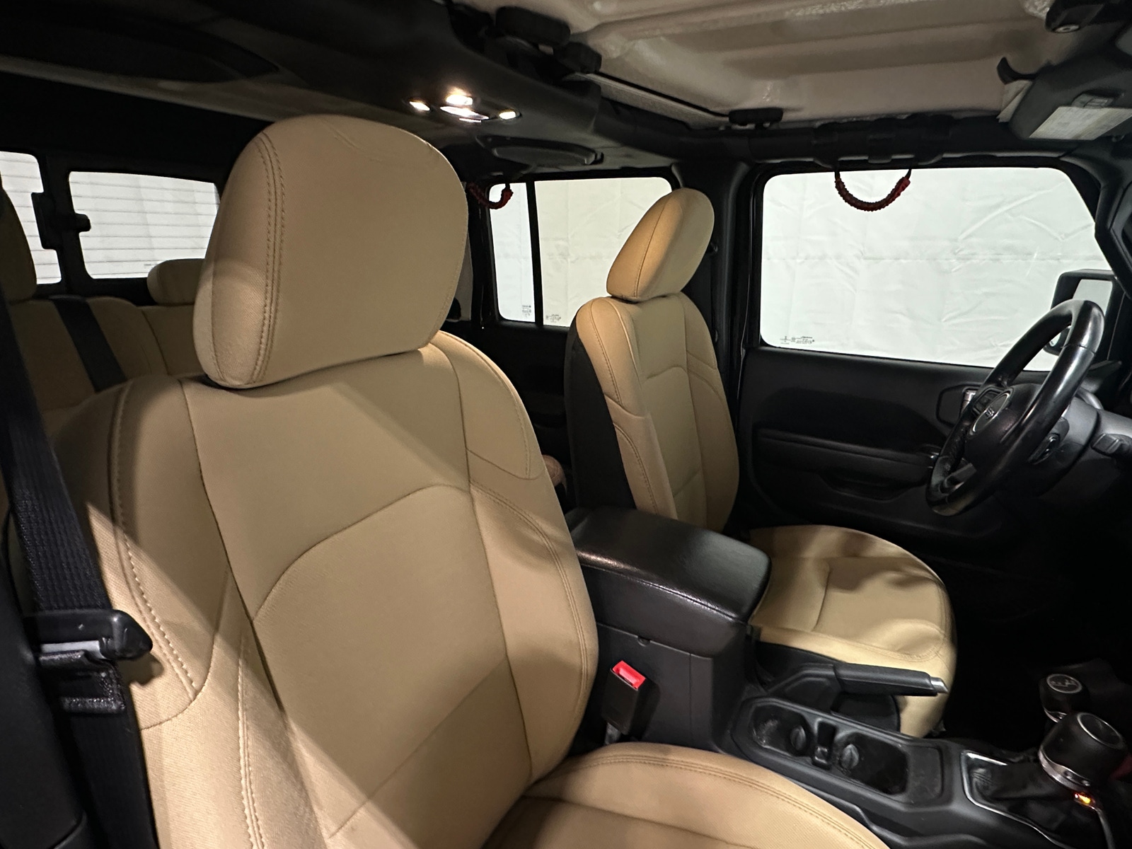 Thumbnail: 2021 Jeep Gladiator - 2