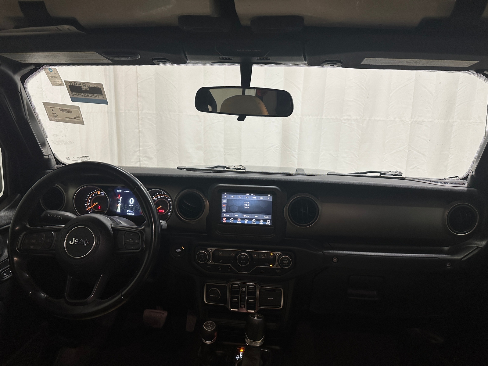 Thumbnail: 2021 Jeep Gladiator - 3