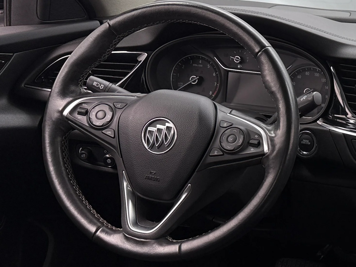 Thumbnail: 2018 Buick Regal - 5