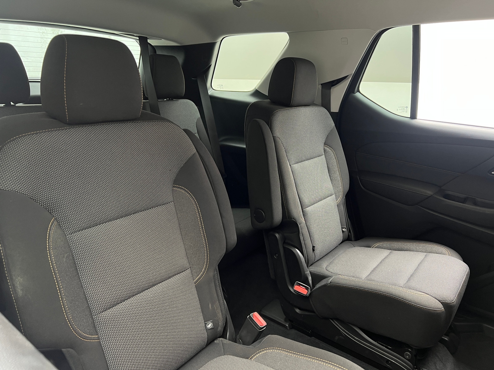 Thumbnail: 2021 Chevrolet Traverse - 6