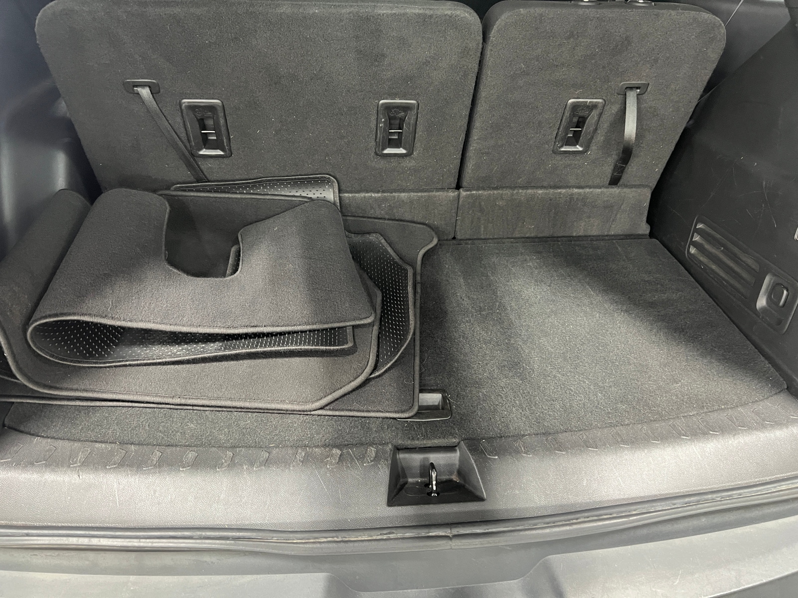 Thumbnail: 2021 Chevrolet Traverse - 7