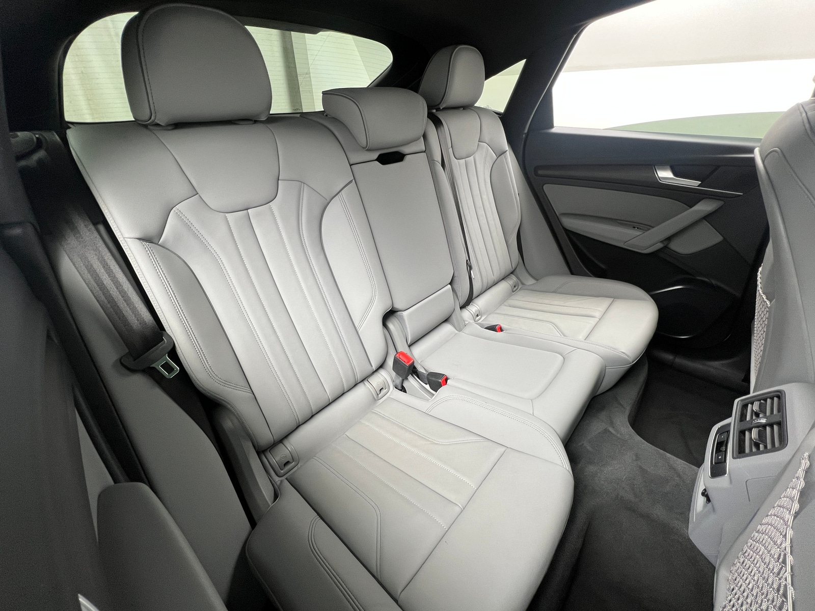 Thumbnail: 2022 Audi Q5 - 5