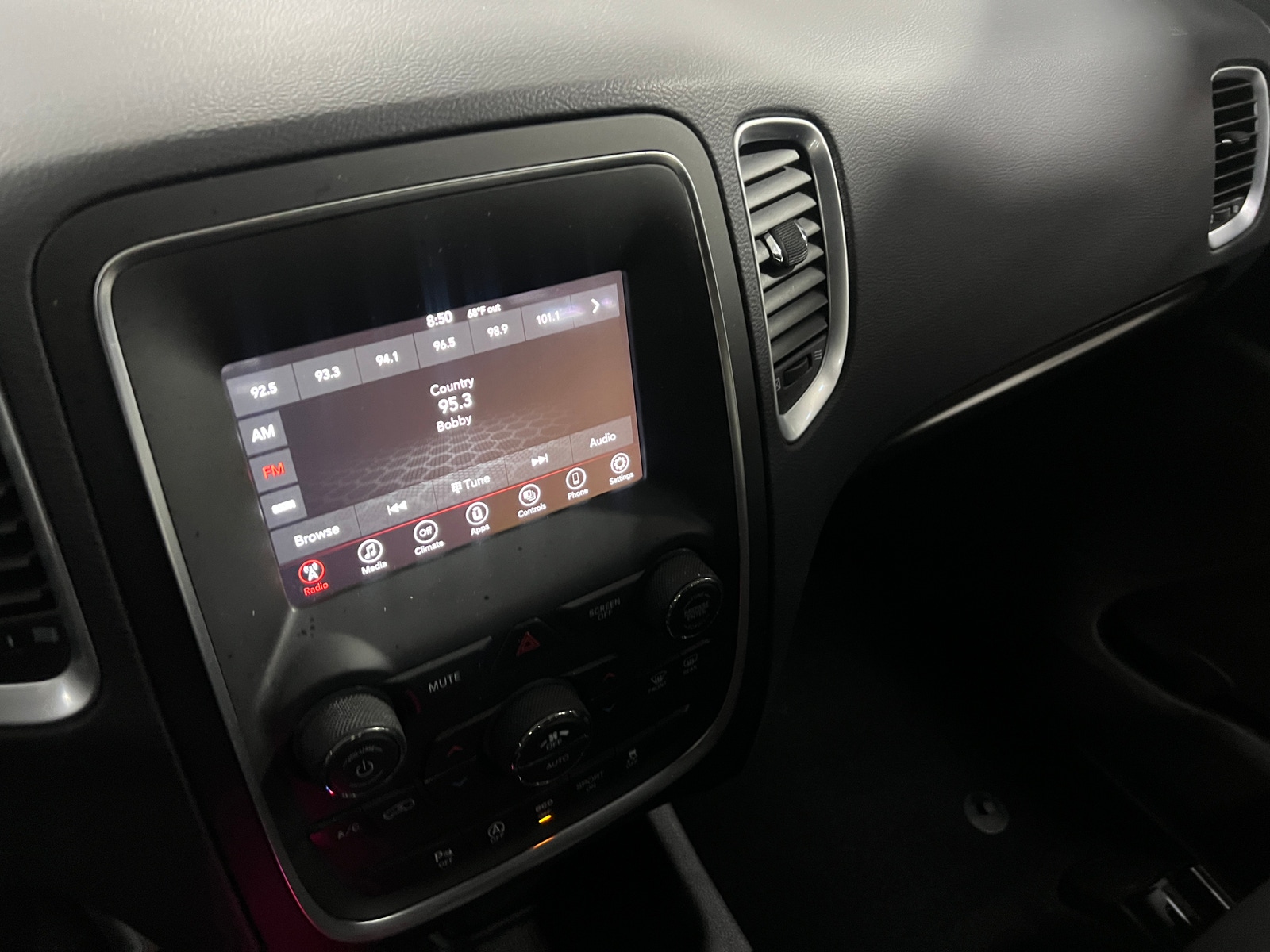 Thumbnail: 2019 Dodge Durango - 4