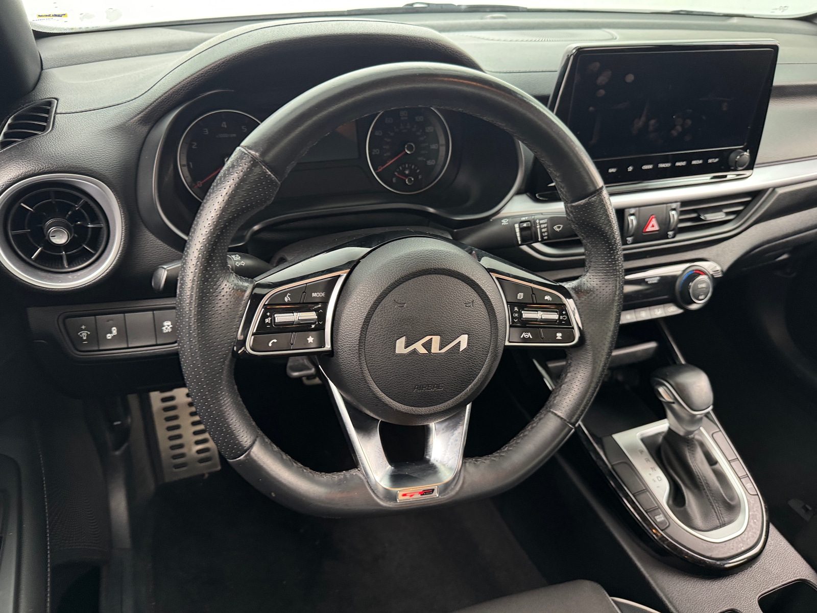 Thumbnail: 2024 Kia Forte - 5