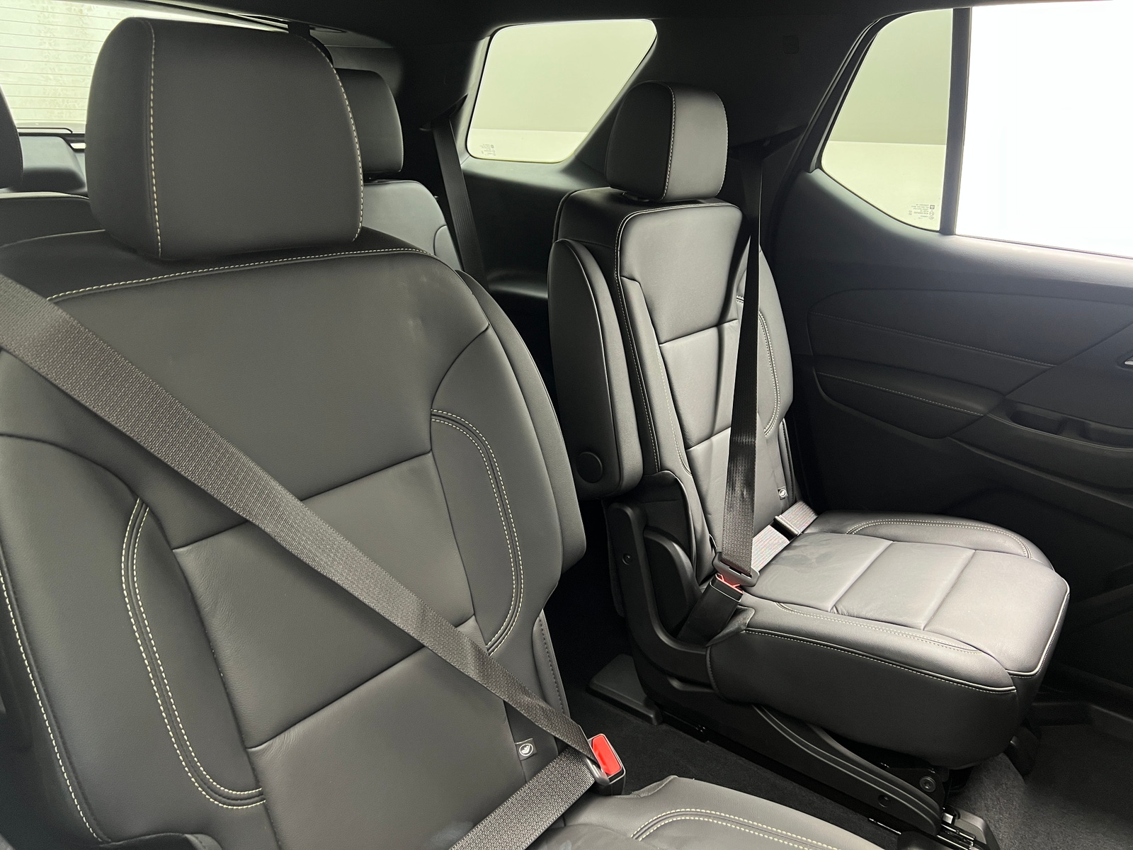 Thumbnail: 2022 Chevrolet Traverse - 5