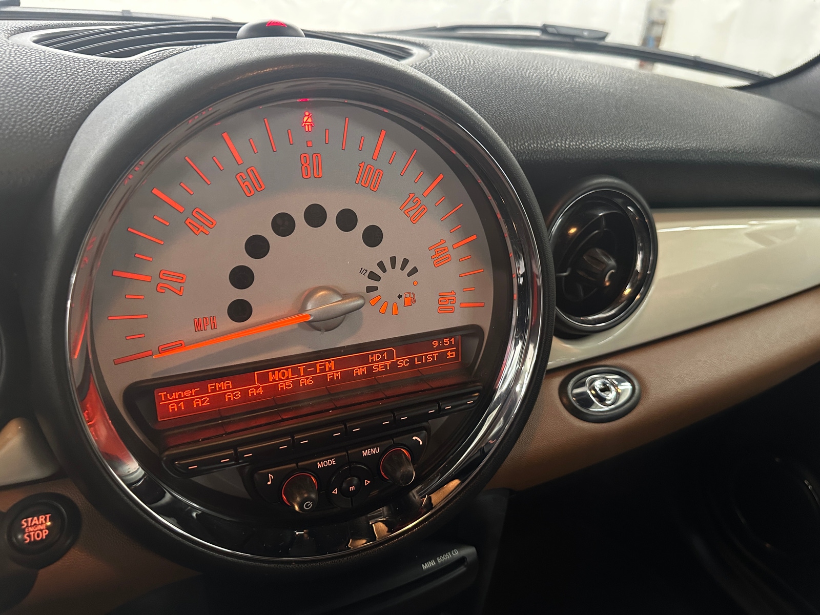 Thumbnail: 2013 MINI Cooper Convertible - 3