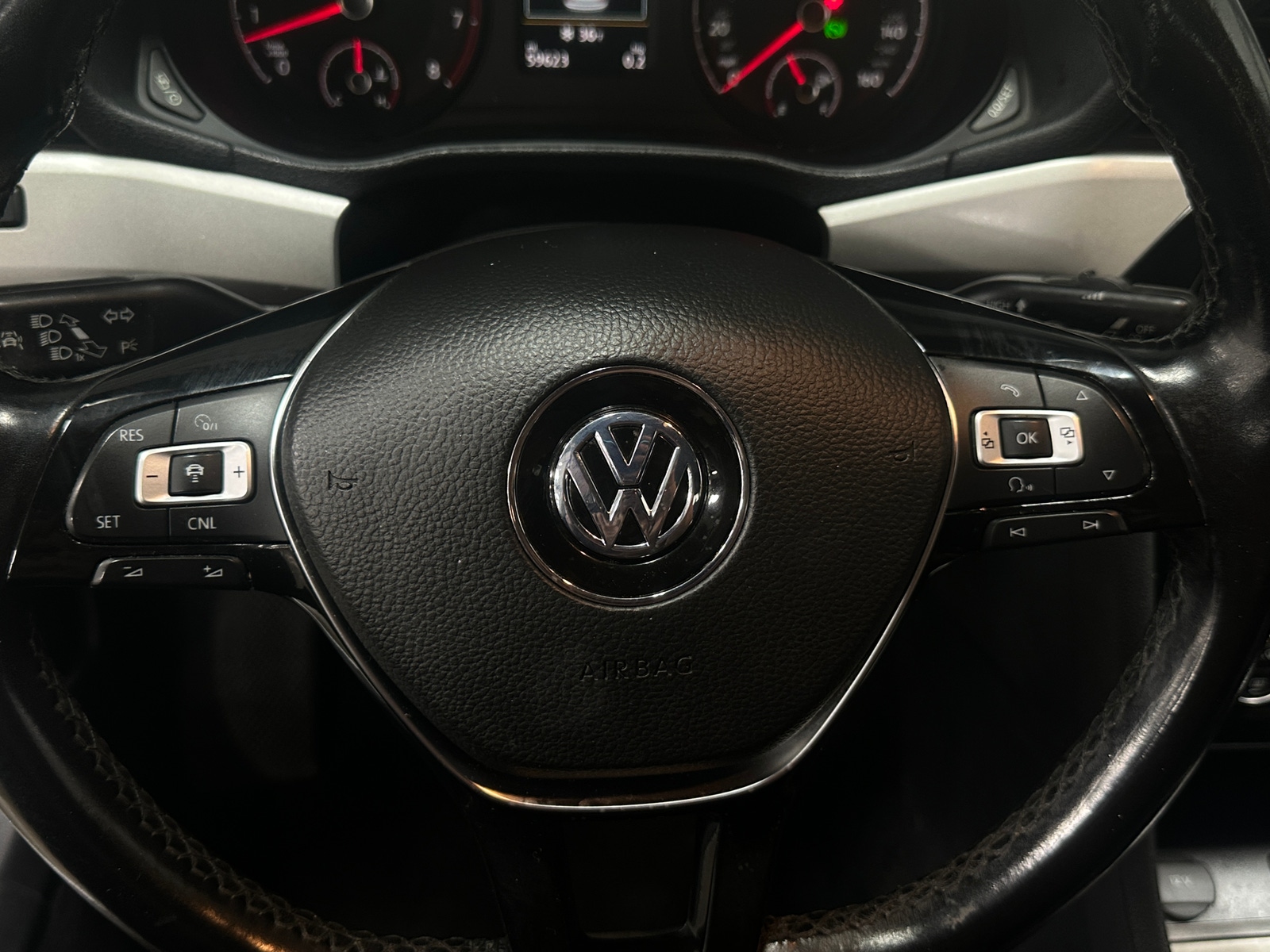 Thumbnail: 2020 Volkswagen Passat - 4