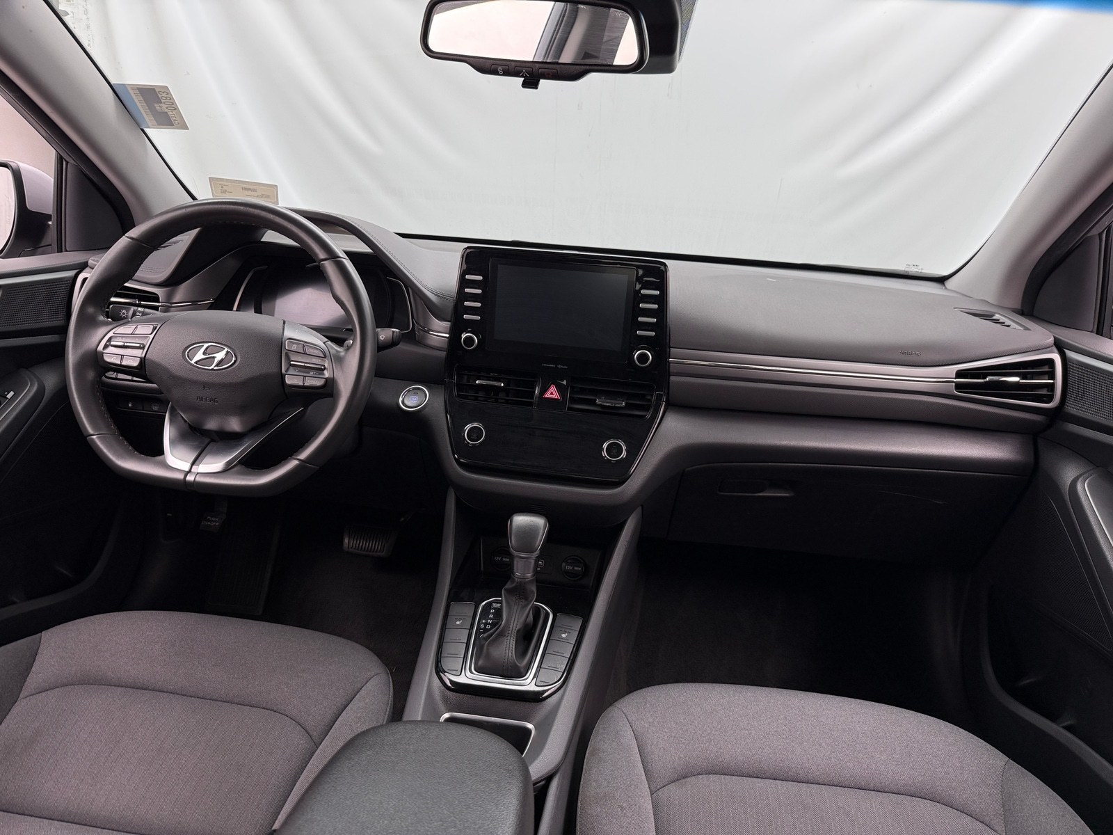 Thumbnail: 2020 Hyundai Ioniq - 3