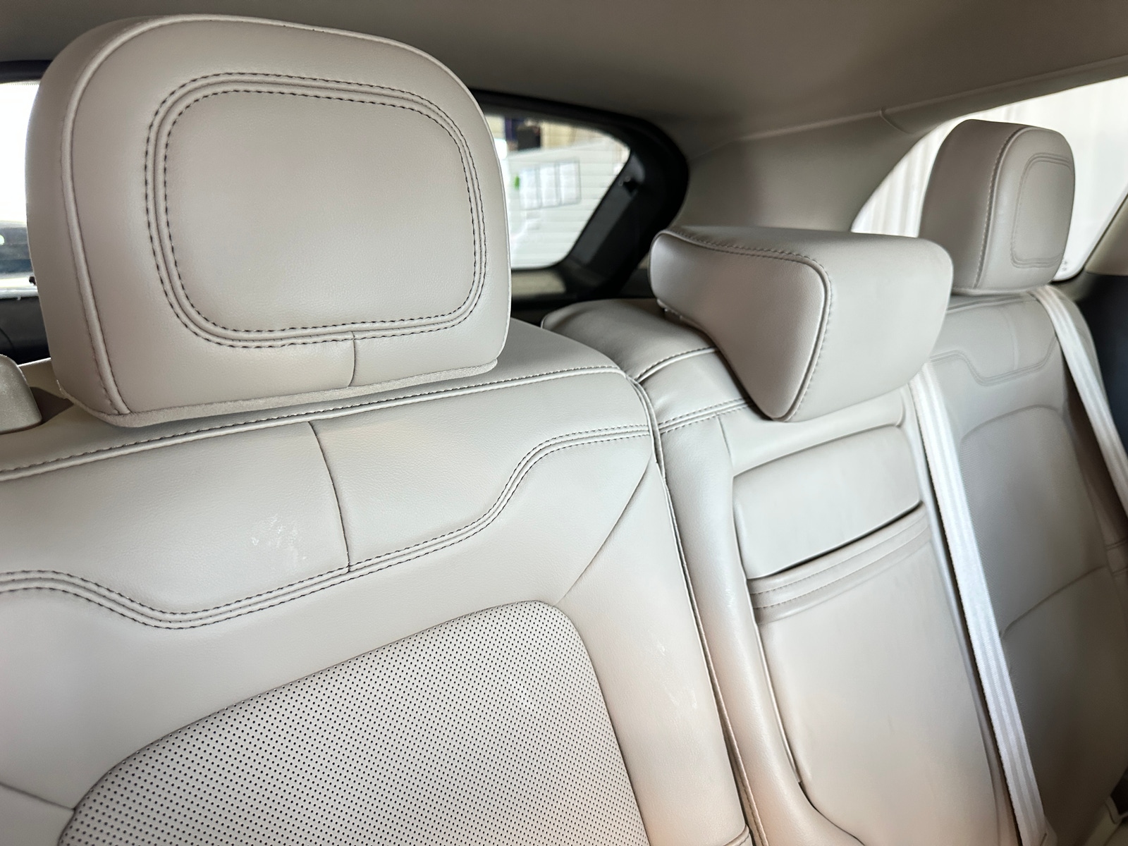 Thumbnail: 2022 Lincoln Corsair - 5