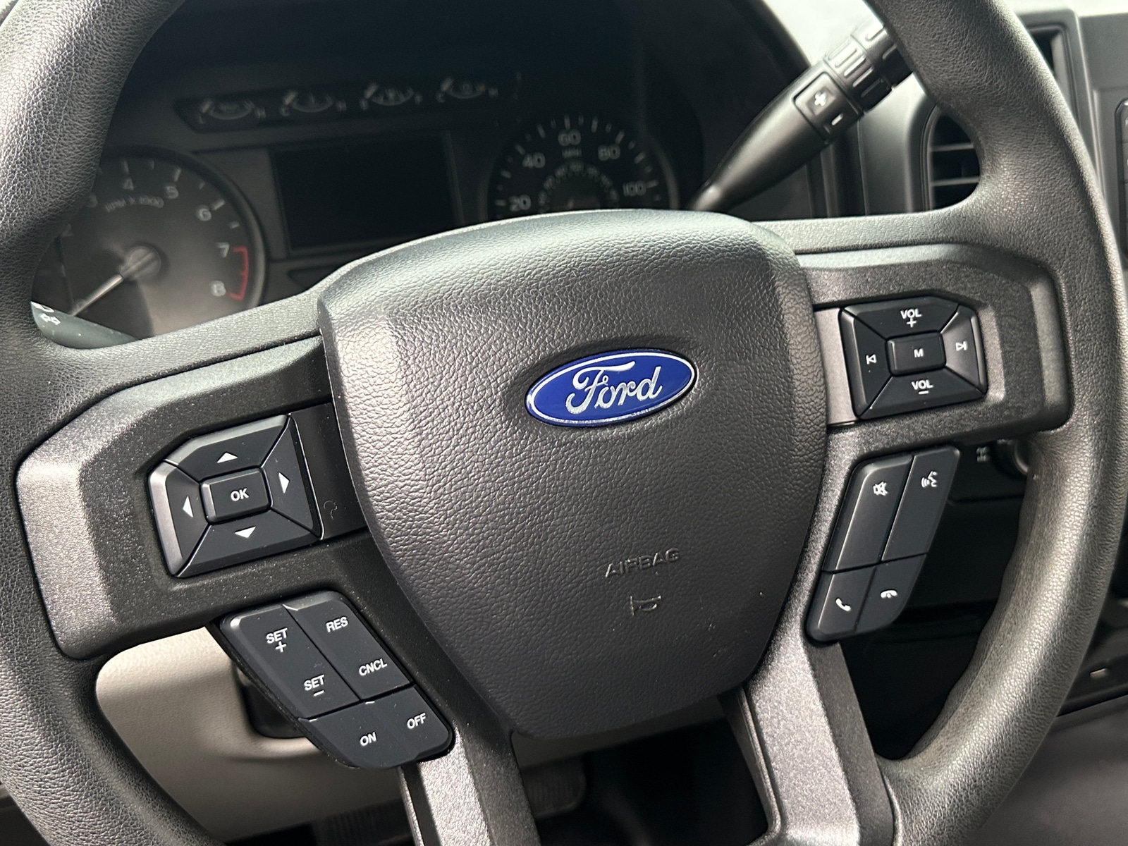 Thumbnail: 2020 Ford Econoline - 5