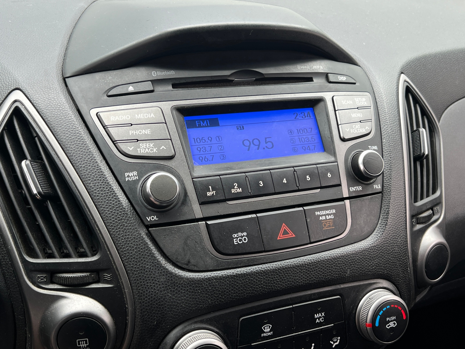 Thumbnail: 2015 Hyundai Tucson - 4