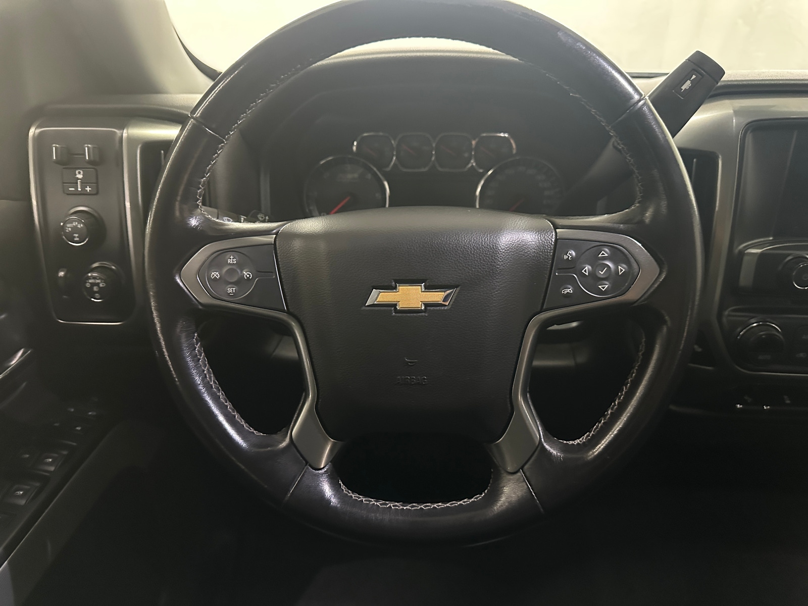 Thumbnail: 2018 Chevrolet Silverado 1500 - 5