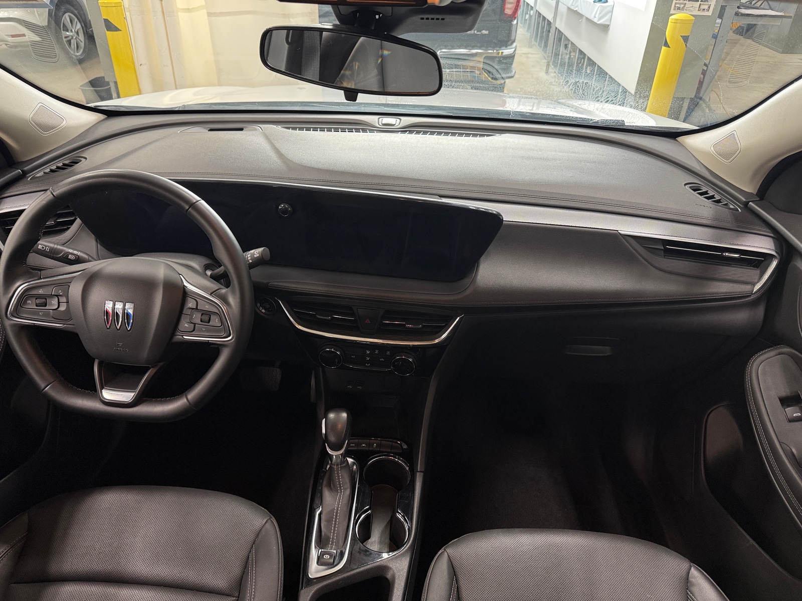 Thumbnail: 2024 Buick Encore GX - 2